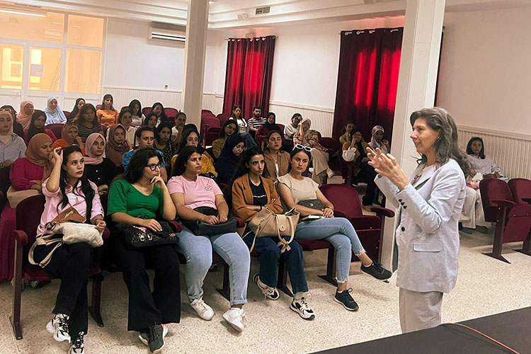 la prof.ssa Francesca Malagnini interviene all’Università di Sfax