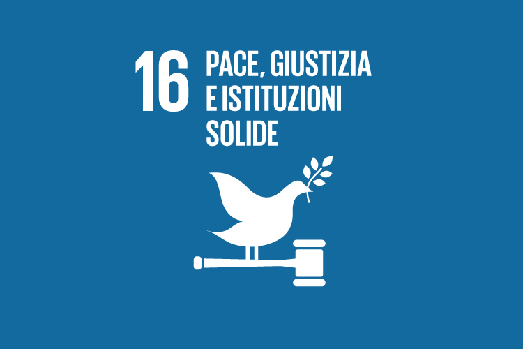 persone che consultano una mappa del mondo su un tablet