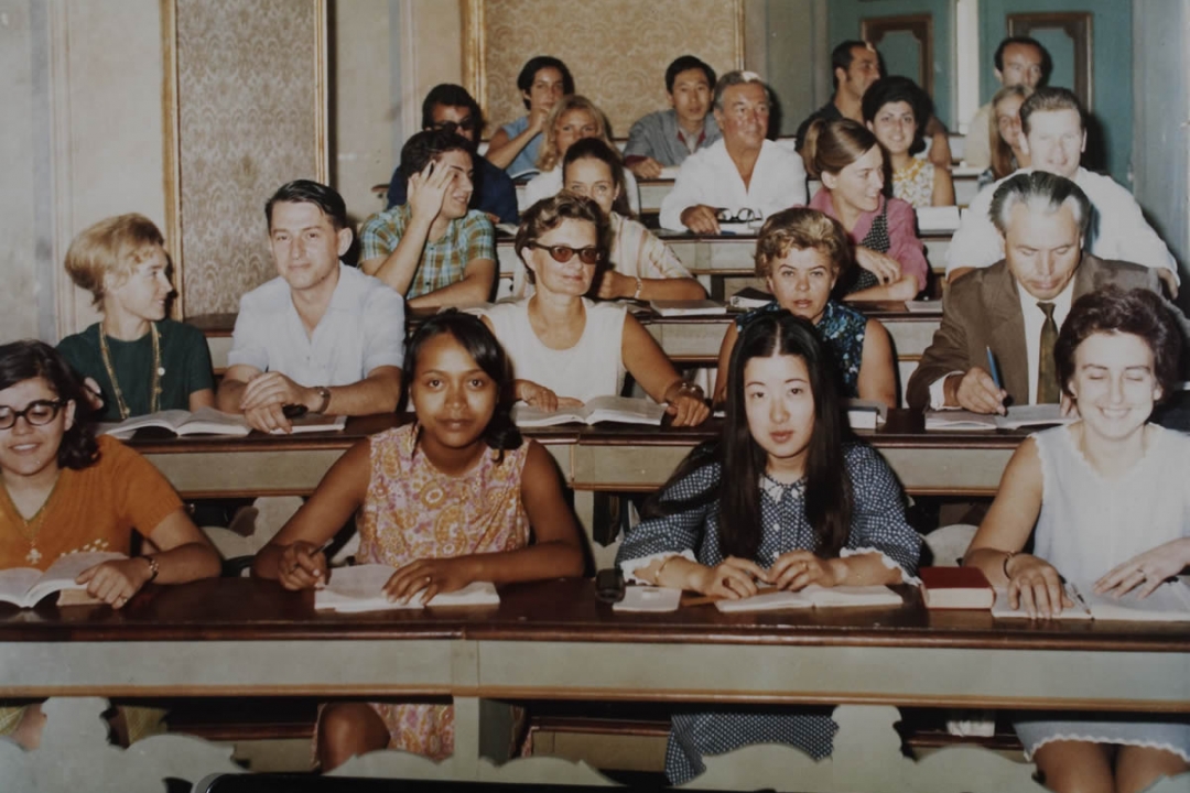 foto d'archivio degli ex alunni