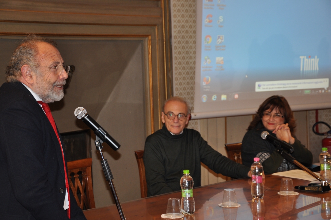 Il Magnifico Rettore prof Giovanni Paciullo alla presentazione del libro di Enrico Menduni (Sala Goldoni) Palazzo Gallenga