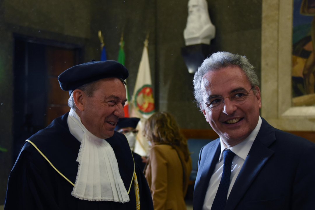 Maurer e Impagliazzo