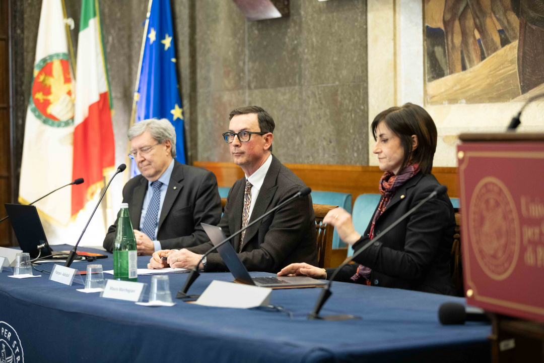il tavolo dei relatori: Enrico Giovannini, Francesco Asdrubali e Maura Marchegiani