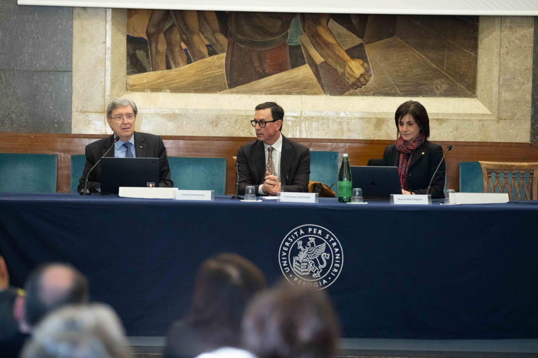 il tavolo dei relatori: Enrico Giovannini, Francesco Asdrubali e Maura Marchegiani